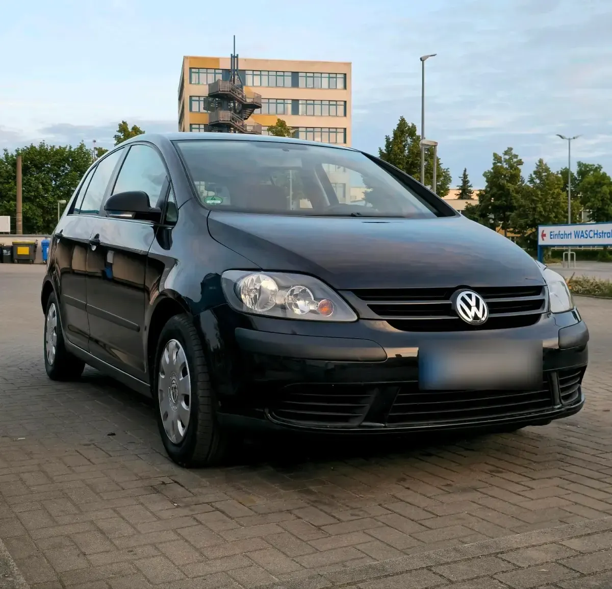 Gebraucht VW Golf IV 75 PS (55 kW) 2005 Schwarz Kleinwagen