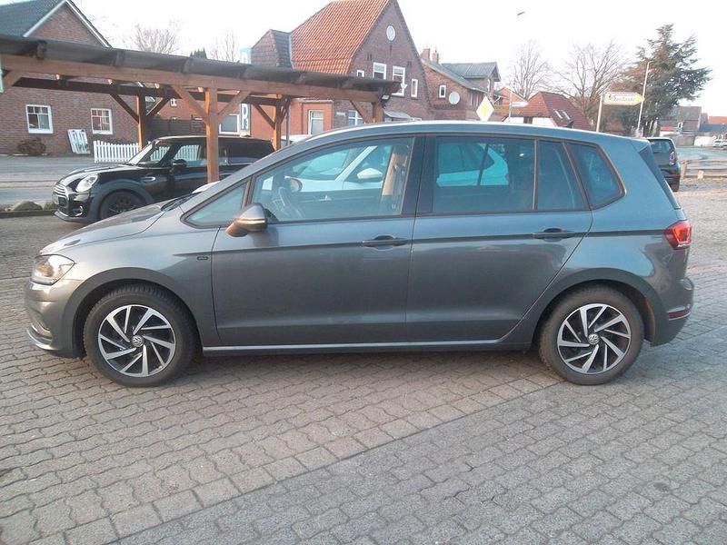 Gebraucht VW Golf Sportsvan Join 110 PS (80 kW) 2018 Grau Van / Kleinbus