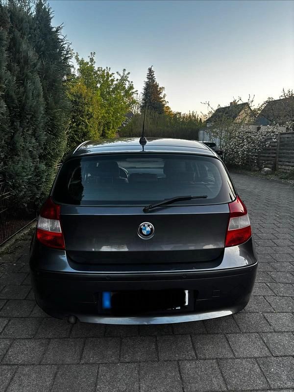 Gebraucht BMW 120 163 PS (119 kW) 2004 Grau Kleinwagen