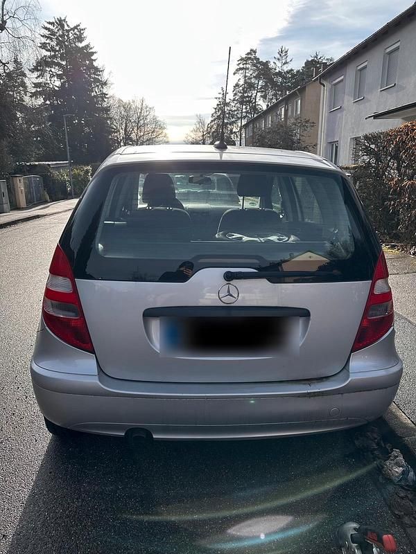 Gebraucht Mercedes A150 95 PS (69 kW) 2004 Silber Kleinwagen