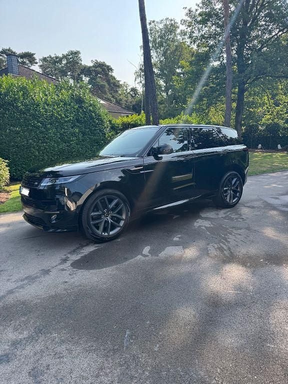 Schwarz Gebraucht 2023 Land Rover Range Rover Sport SUV | 81.990 € (Superpreis) - Bild 1/4