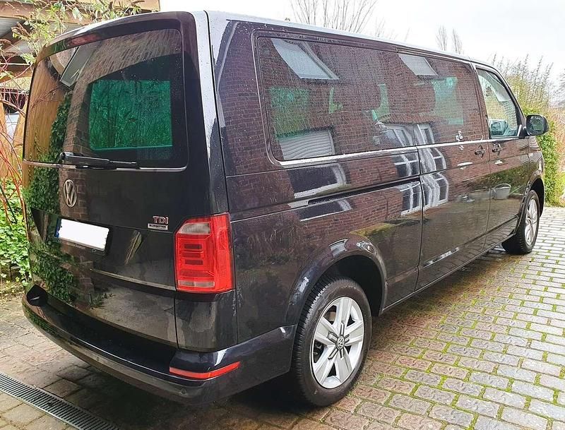 Gebraucht VW Multivan 204 PS (150 kW) 2016 Schwarz Van