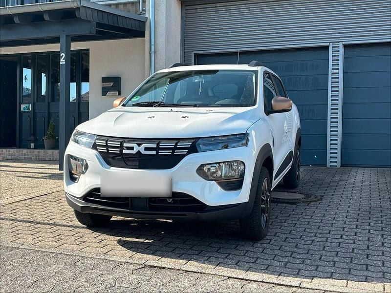 Gebraucht Dacia Spring Extreme 47 kW (65 PS) 2023 Weiß Kleinwagen