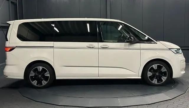 Usata VW Multivan Style 204 CV (150 kW) 2023 Bianco Monovolume