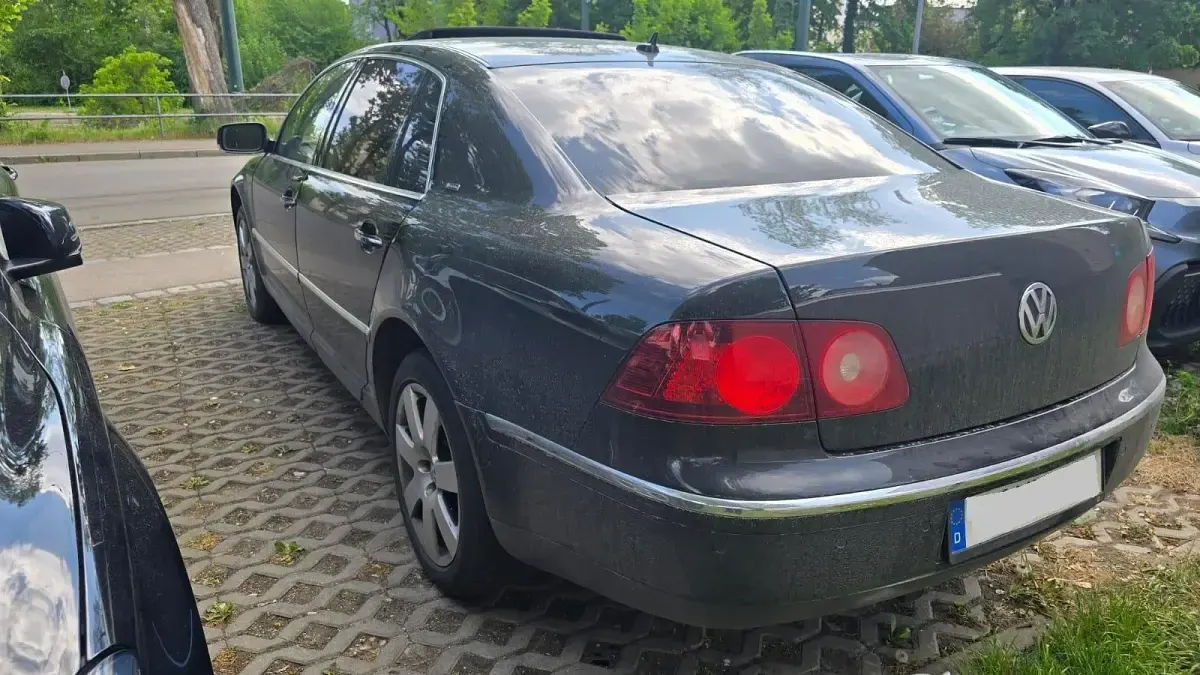 Gebraucht VW Phaeton 239 PS (175 kW) 2009 Schwarz Limousine