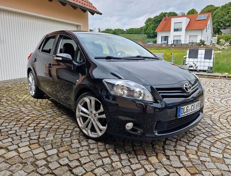 Gebraucht Toyota Auris 177 PS (130 kW) 2012 Schwarz Limousine