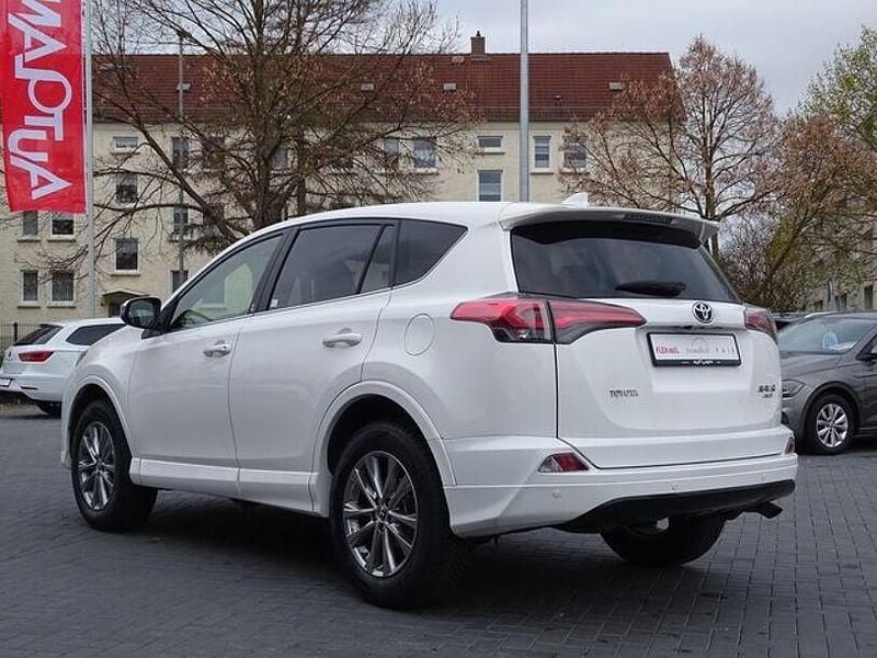 Gebraucht Toyota RAV4 Team 175 PS (128 kW) 2019 Weiß SUV