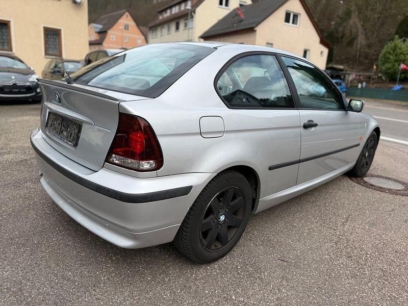 Gebraucht BMW 316 116 PS (85 kW) 2003 Silber Coupé