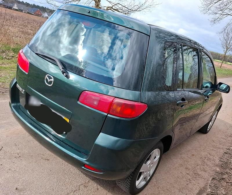 Second-hand Mazda 2 80 CP (58 kW) 2005 Verde Hatchback