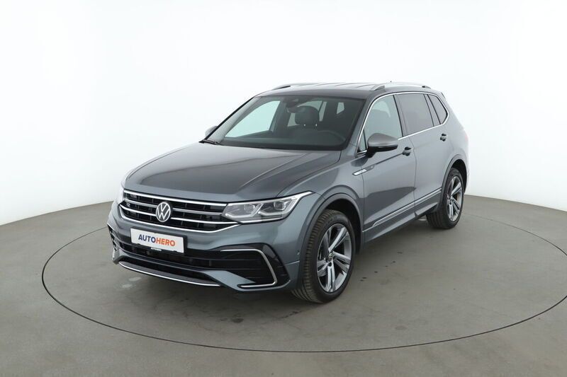 Grau Gebraucht 2022 VW Tiguan Allspace R-line SUV | 36.260 € (Fairer Preis) - Bild 1/4