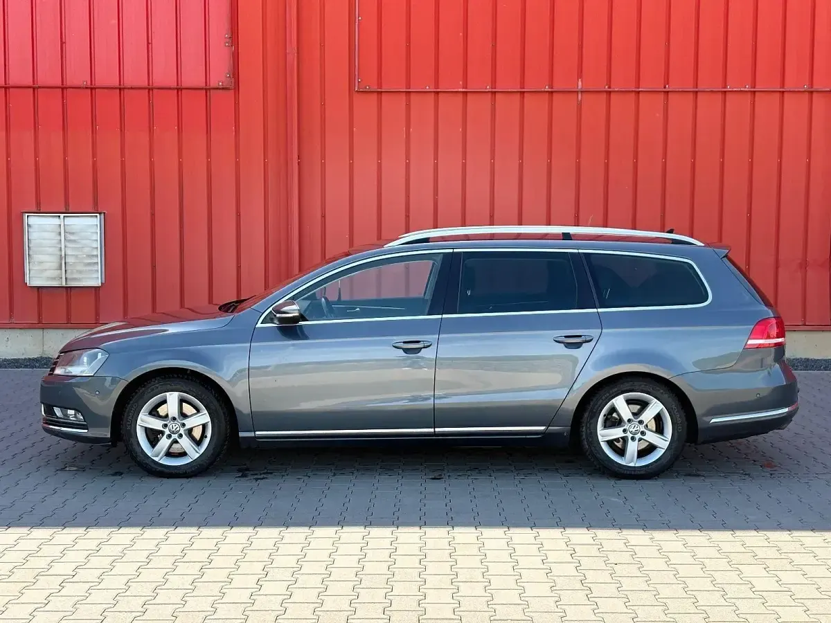 Gebraucht VW Passat Highline 177 PS (130 kW) 2013 Grau Kombi