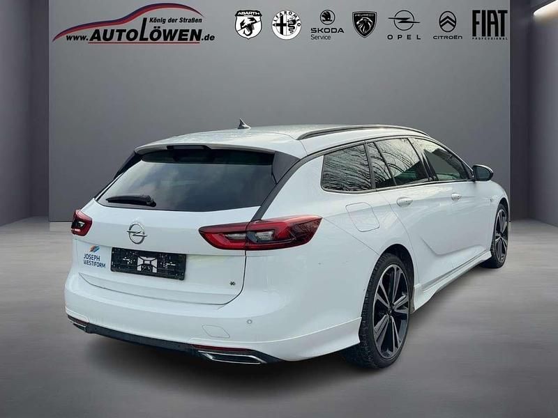 Gebraucht Opel Insignia Ultimate 174 PS (127 kW) 2022 Jade weiss/arktis weiss Kombi