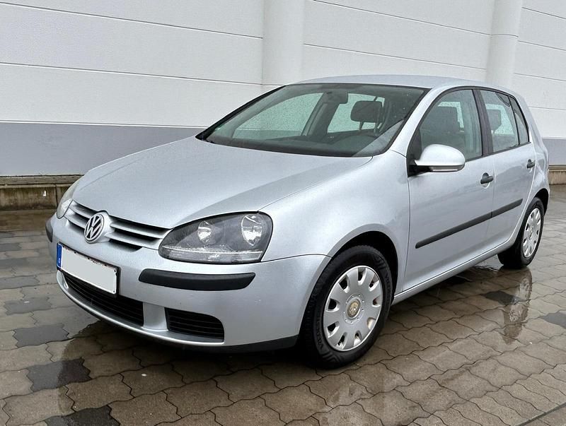 Silber Gebraucht 2006 VW Golf V Trendline Limousine | 3.490 € (Fairer Preis) - Bild 1/4