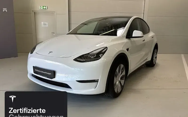 Gebraucht Tesla Model Y 273 kW (372 PS) 2023 Weiß SUV
