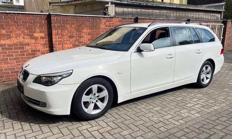Second-hand BMW 525 197 CP (144 kW) 2007 Alb Break