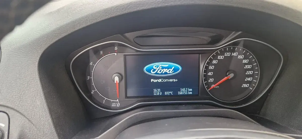 Gebraucht Ford Galaxy Titanium 163 PS (119 kW) 2012 Silber Van / Kleinbus