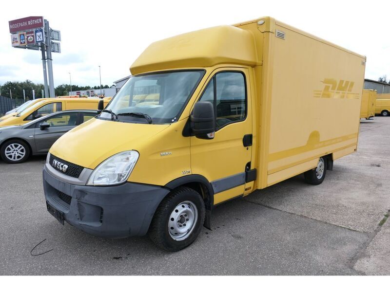 Gelb Gebraucht 2011 Iveco Daily Van | 7.735 € (Fairer Preis) - Bild 1/3