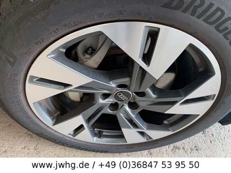 Gebraucht Audi Q8 e-tron S-Line 250 kW (340 PS) 2023 Grau SUV