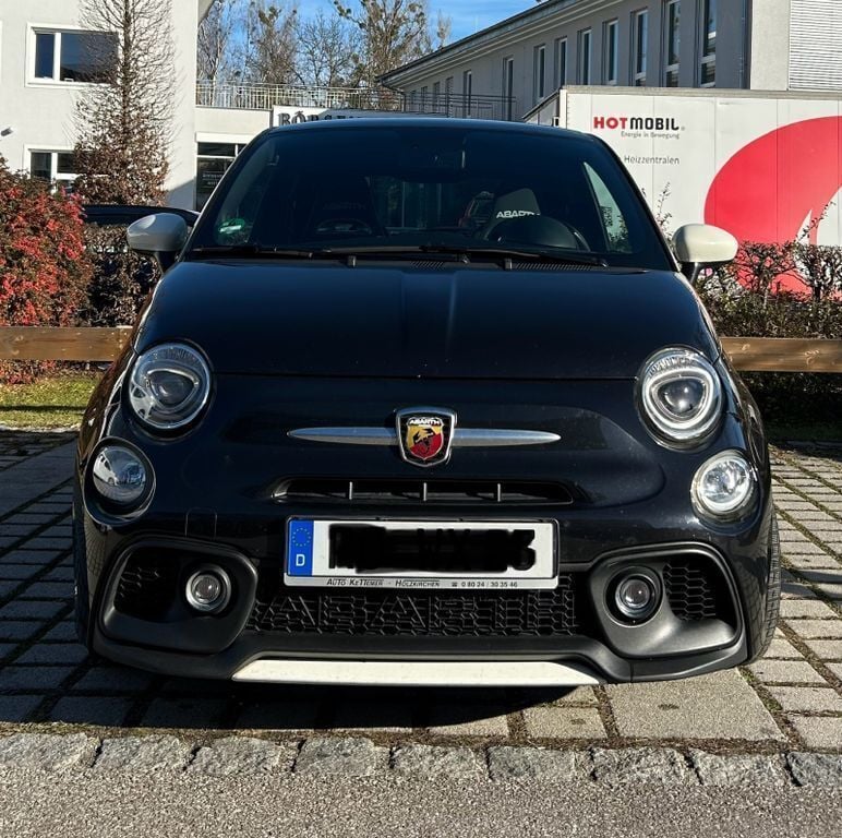 Gebraucht Abarth 595 70th Anniversary 165 PS (121 kW) 2020 Schwarz Kleinwagen