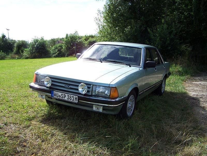 Grün Gebraucht 1981 Ford Granada Limousine | 10.800 € - Bild 1/4