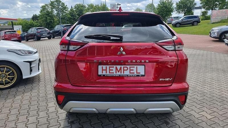 Gebraucht Mitsubishi Eclipse Cross Plus 188 PS (138 kW) 2024 Dynamikrot SUV