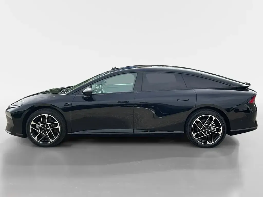 Gebraucht XPENG P7 RWD Long Range 230 kW (313 PS) 2026 Midnight black Limousine