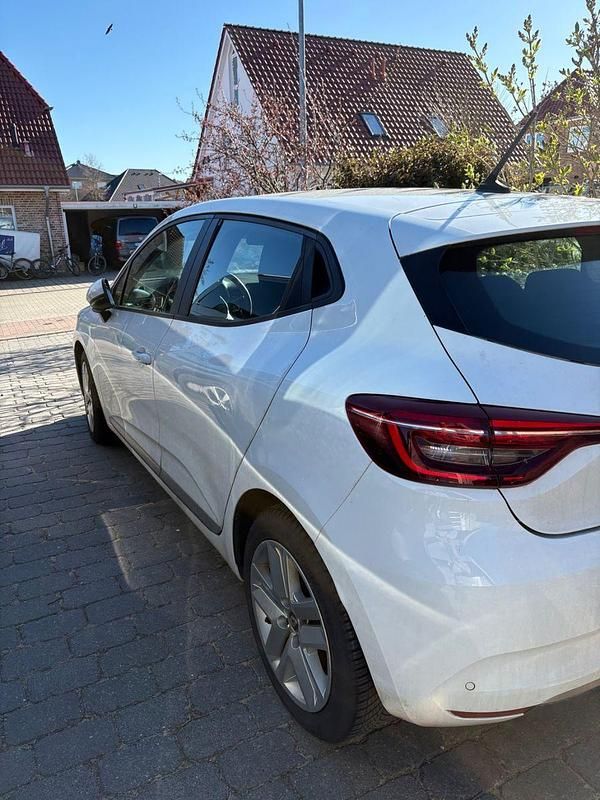 Gebraucht Renault Clio IV Experience 101 PS (74 kW) 2019 Weiß Kleinwagen