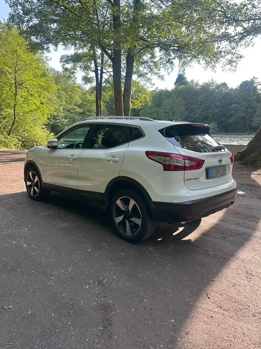 Gebraucht Nissan Qashqai 360º 163 PS (119 kW) 2017 Weiß SUV
