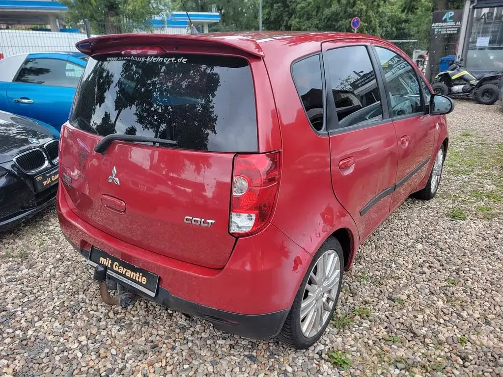Gebraucht Mitsubishi Colt Inform 95 PS (69 kW) 2009 Rot Kleinwagen