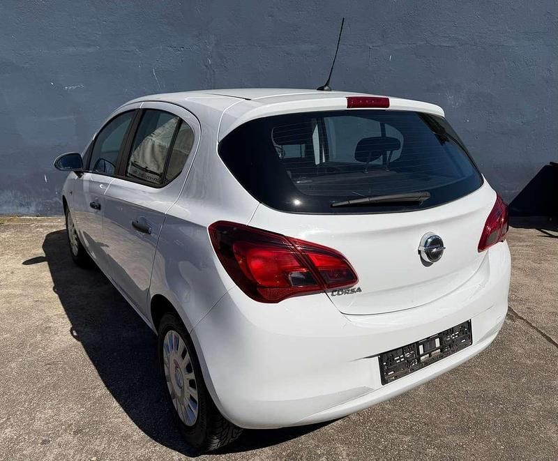 Gebraucht Opel Corsa Selection 69 PS (50 kW) 2016 Schneeweiss/summitwhite/arctic Kleinwagen