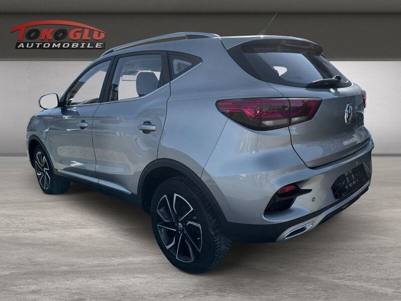 Gebraucht MG ZS Comfort 106 PS (77 kW) 2022 Silber Limousine