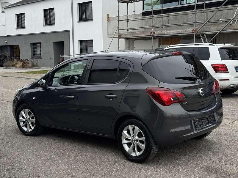 Gebraucht Opel Corsa 90 PS (66 kW) 2016 Platin anthrazit metallic Kleinwagen
