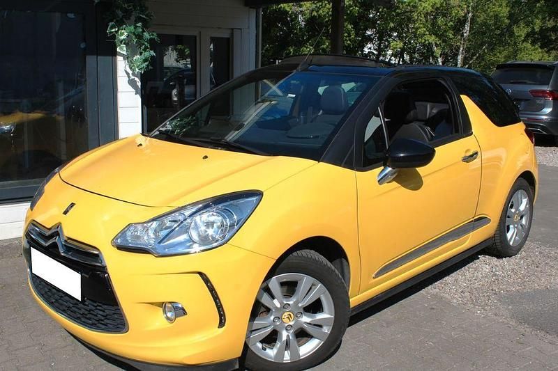 Gelb Gebraucht 2015 Citroën DS3 Cabriolet Chic Cabrio | 4.999 € (Fairer Preis) - Bild 1/4