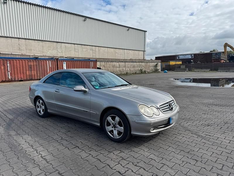 Second-hand Mercedes CLK320 2004 Gri Coupe