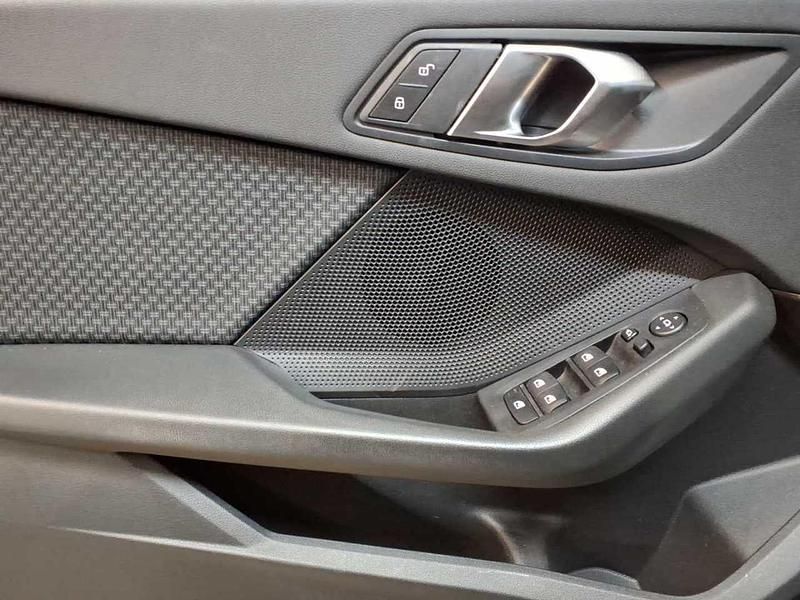 Gebraucht BMW 116 Advantage 116 PS (85 kW) 2022 Schwarz uni Kleinwagen