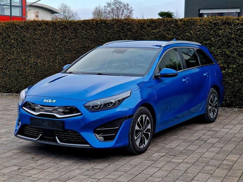 Gebraucht Kia Ceed Sportswagon Vision 141 PS (103 kW) 2022 Blau Kombi