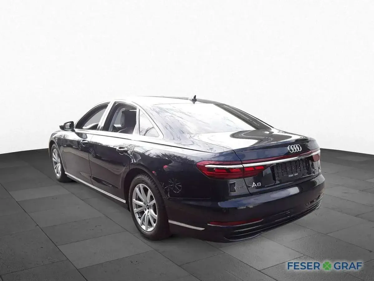 Gebraucht Audi A8 Ambiente 286 PS (210 kW) 2024 Firmamentblau metallic Limousine