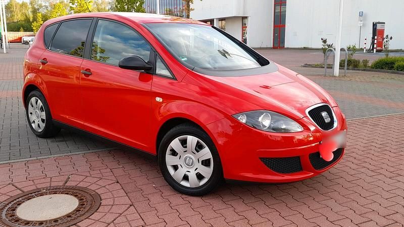 Second-hand Seat Altea 105 CP (77 kW) 2007 Roșu Break