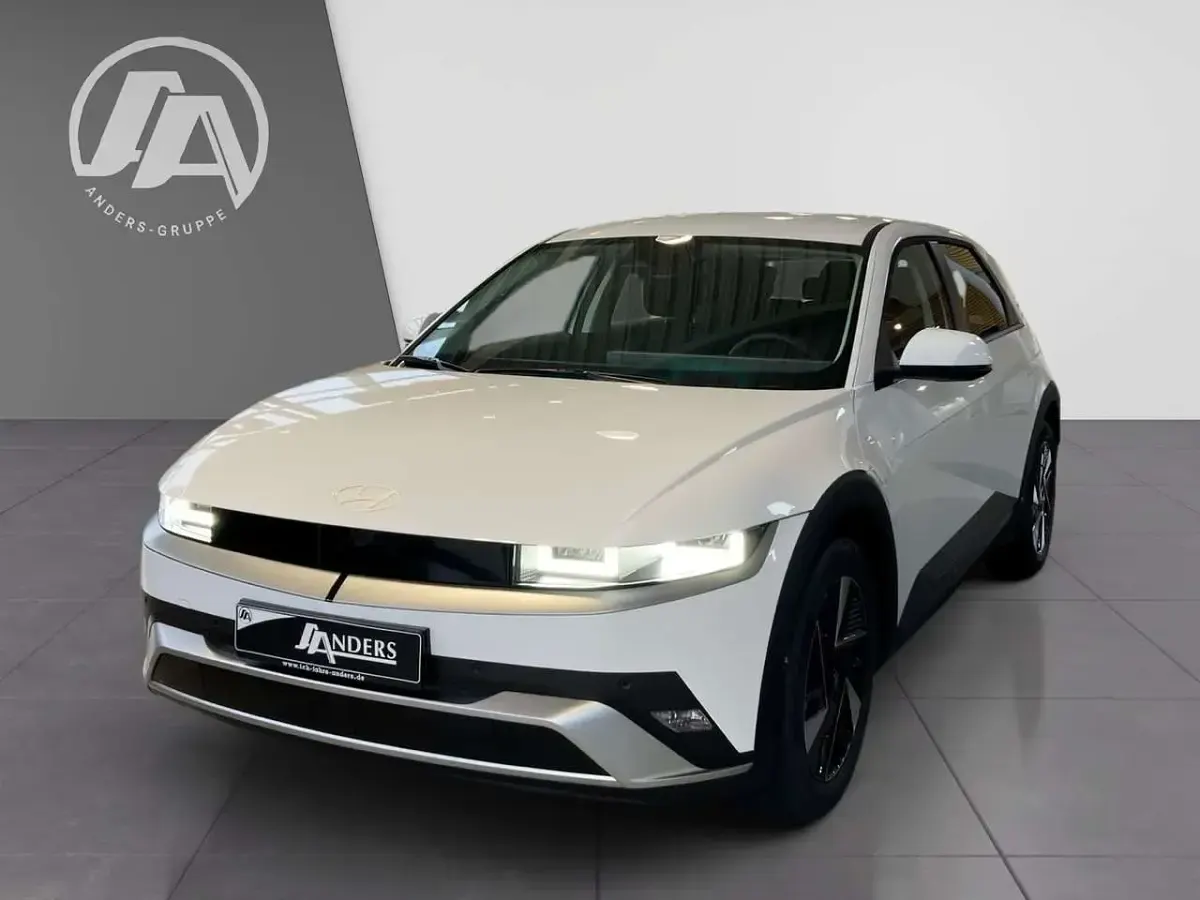 Gebraucht Hyundai Ioniq 5 125 kW (170 PS) 2025 Atlas white SUV