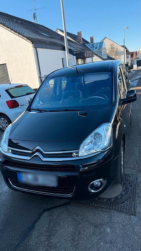Gebraucht Citroën Berlingo 105 PS (77 kW) 2013 Schwarz Van / Kleinbus