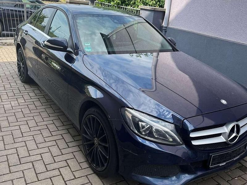Blau Gebraucht 2014 Mercedes C200 Exclusive Limousine | 10.400 € (Etwas zu teuer) - Bild 1/4