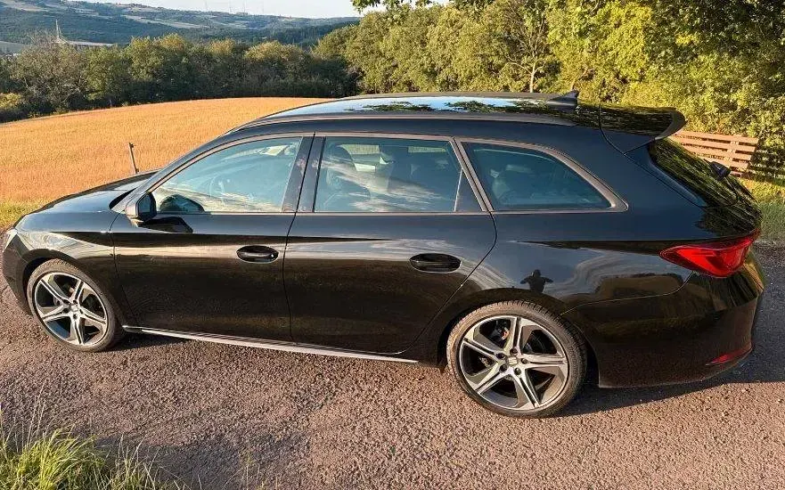 Gebraucht Seat Leon FR 150 PS (110 kW) 2023 Schwarz Kombi