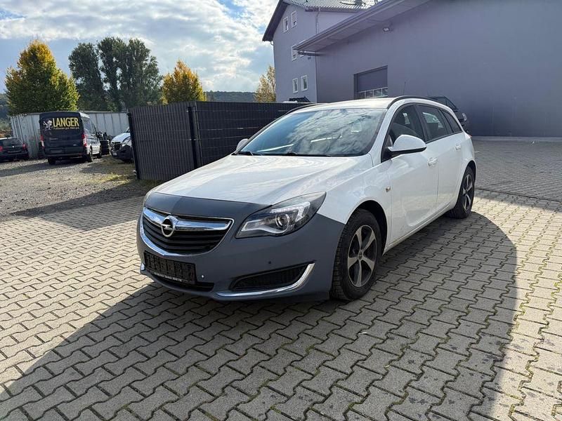 Gebraucht Opel Insignia Selection 140 PS (102 kW) 2017 Weiß Kombi