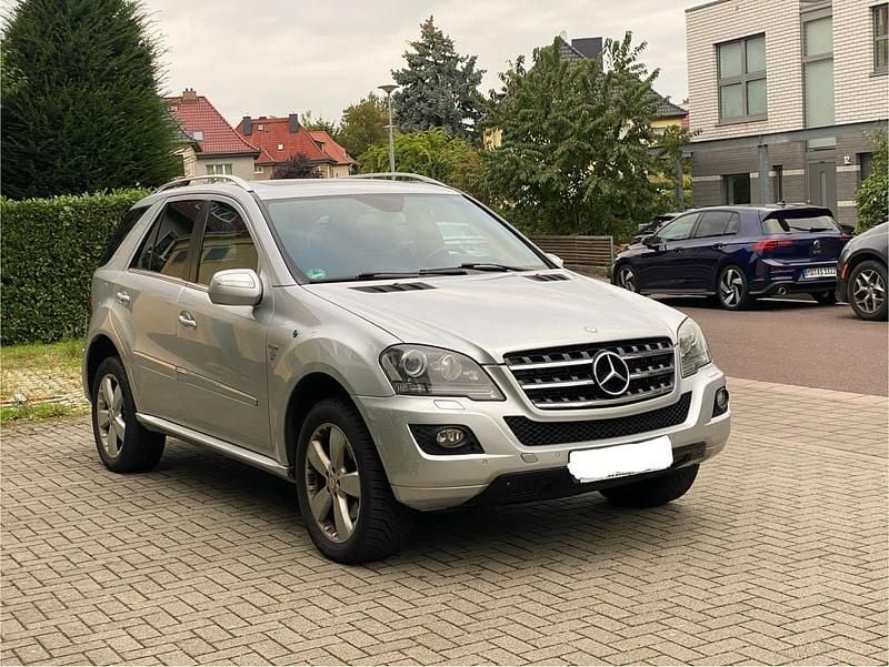Gebraucht 2010 Mercedes ML350 SUV | 10.500 € (Fairer Preis) - Bild 1/4