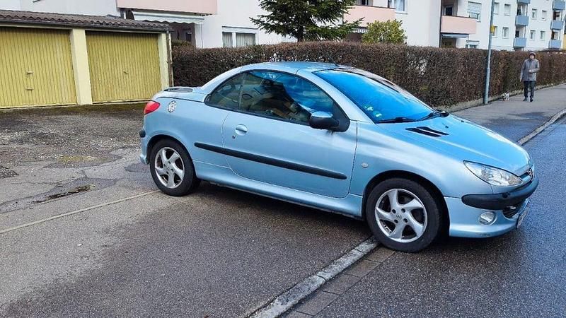 Silber Gebraucht 2003 Peugeot 206 CC Cabrio | 1.600 € (Fairer Preis) - Bild 1/4