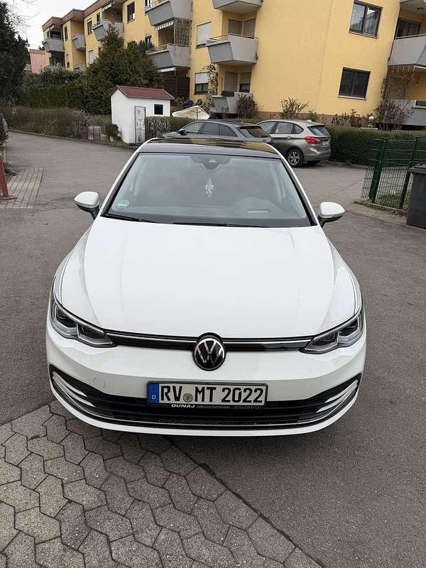 Gebraucht VW Golf VII Style 150 PS (110 kW) 2020 Weiß Kleinwagen