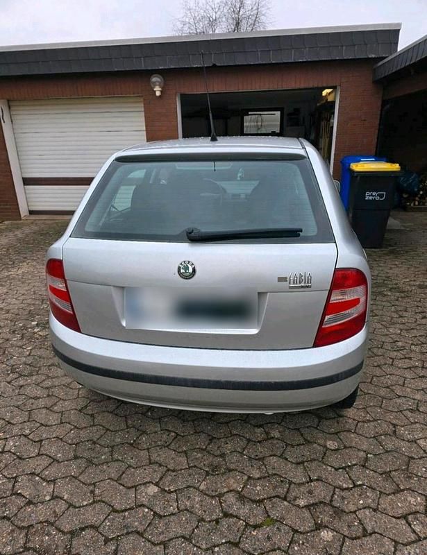 Gebraucht Skoda Fabia 86 PS (63 kW) 2006 Silber Limousine