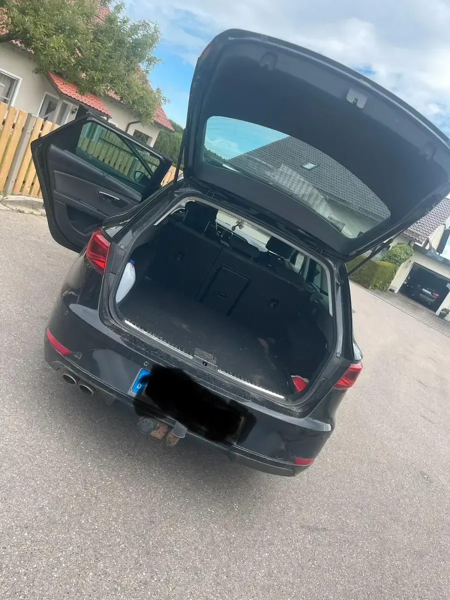 Gebraucht Seat Leon ST 150 PS (110 kW) 2016 Schwarz Kombi