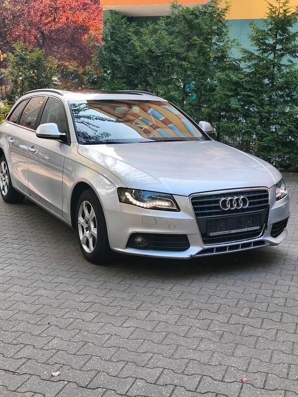 Silber Gebraucht 2009 Audi A4 Kombi | 2.800 € (Superpreis) - Bild 1/4