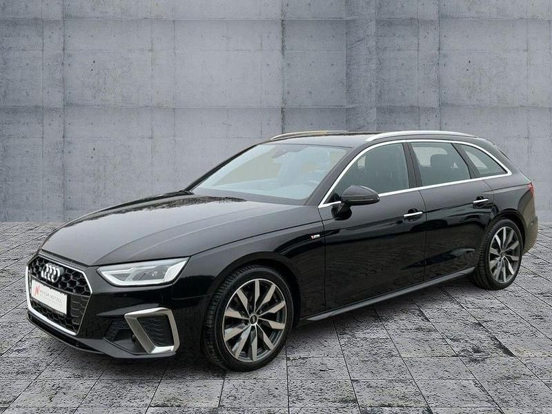 Gebraucht Audi A4 S-Line 150 PS (110 kW) 2022 Mythosschwarz metallic Kombi